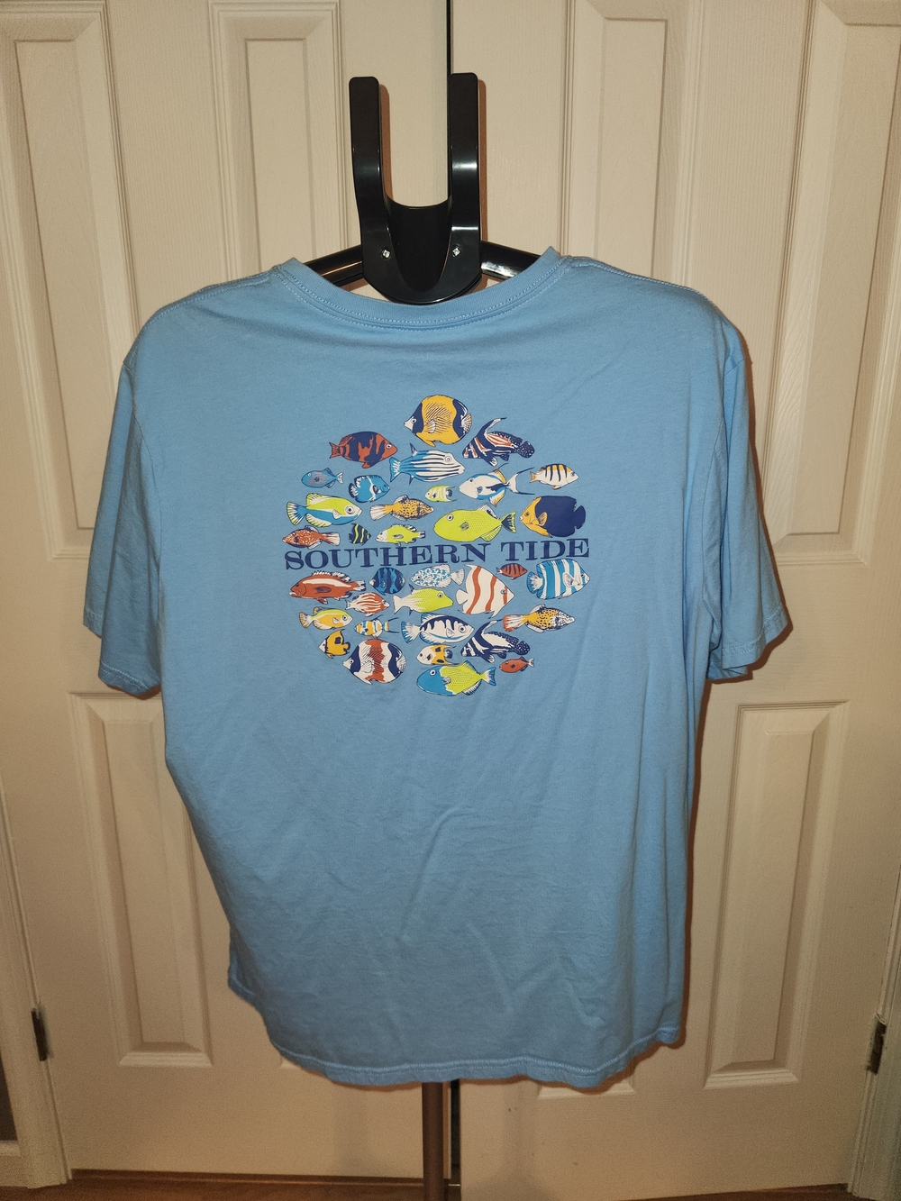 Southern Tide Light Blue Tee with Colorful Fish Cluster Graphic